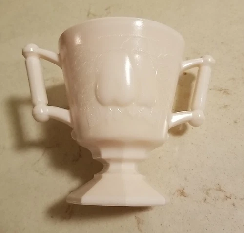 Jeannette Shell Pink Milk Glass Baltimore Pear Comport/Sugar, Vintage