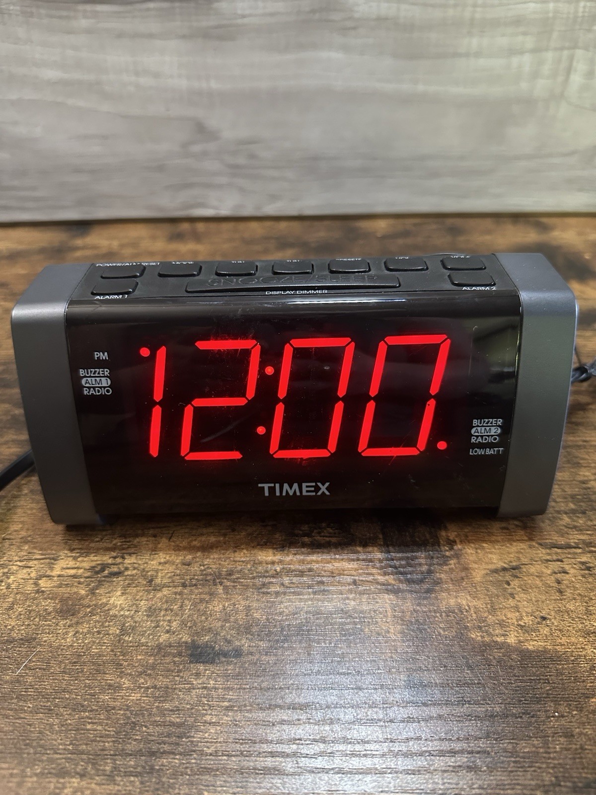 Timex T 235 Y AM FM Alarm Clock Radio Dual Alarm Red Display Tested Works photo