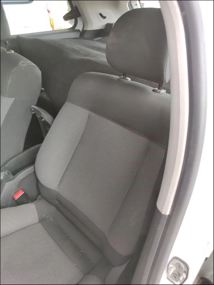 Siege avant gauche CITROEN C4 CACTUS 16356425ZP - Photo 3/3