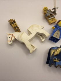 Lego Golden Knight King And Queen From Lego Castle Set 7079 And Horse From 7009