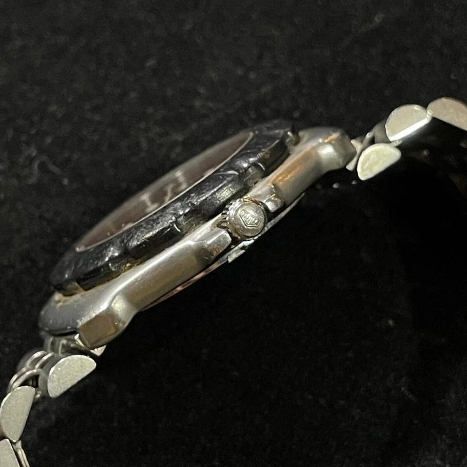 TAG Heuer Formula 1 Professional Quartz Watch 200m Unisex - Used Condition - Image 3 of 4