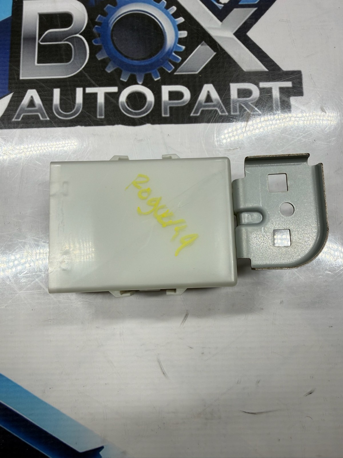 2018-2019 Nissan Rogue Gateway Control Module 284U1HV00A OEM
