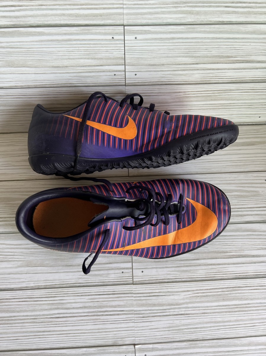 Nike Mercurial x Soccer Turf shoes size 6y. Color Purple and Nike Mercurial x Soccer Turf shoes size 6y. Color Purple and