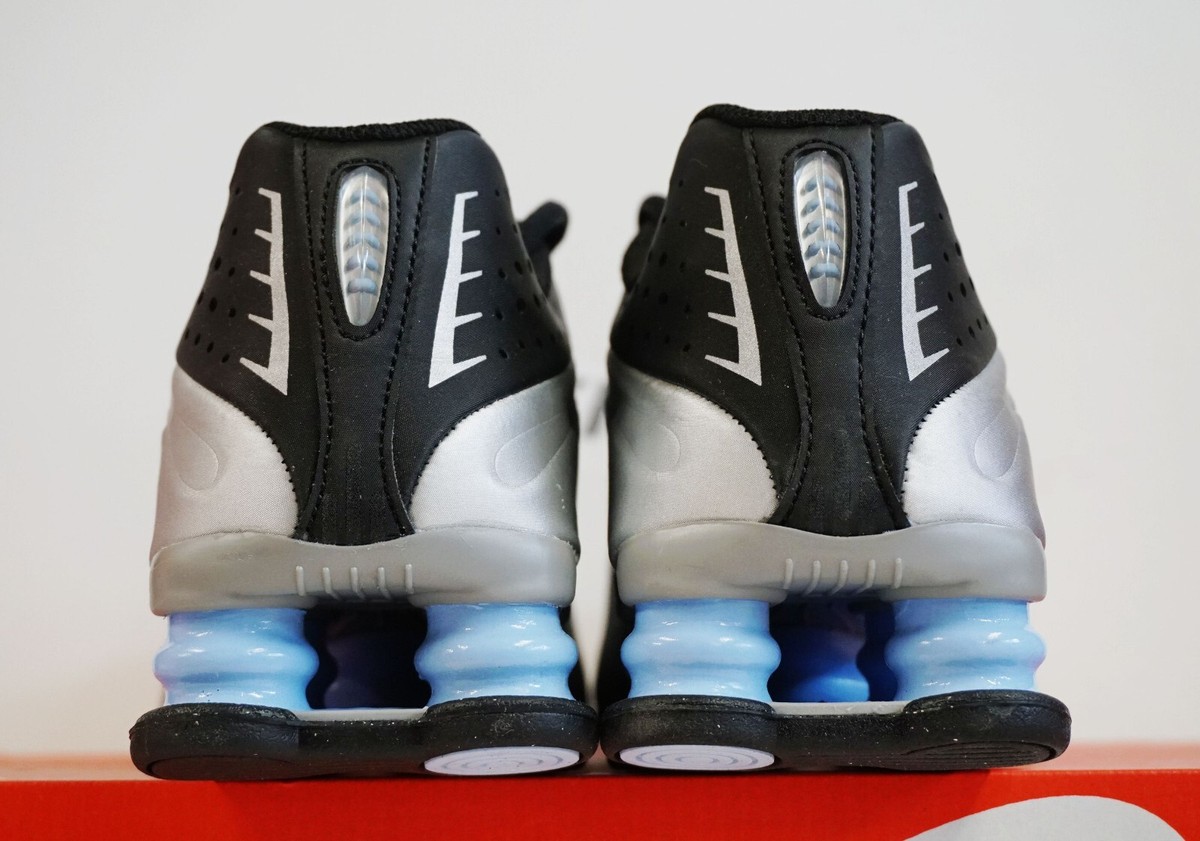 Nike Shox R4 GS Youth Metallic Silver Black Psychic Blue Y2K