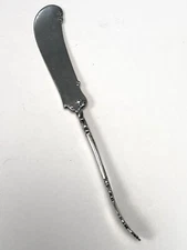 1897 International Silver Silverplate BERKSHIRE Monogram Twisted Butter Knife