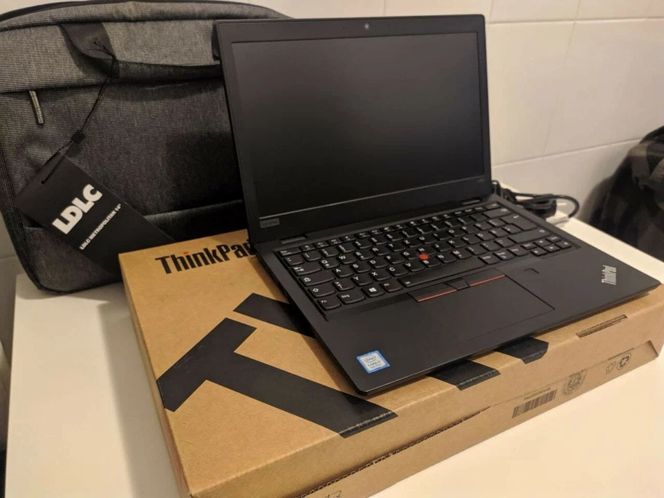 Lenovo ThinkPad L390 · i7-8565U · 16GB · 256GB, foto 2 di 5