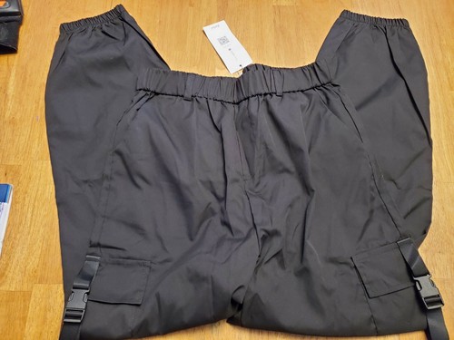 Romwe Black Light Weight Ladies Med Cargo Pants