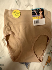 Vassarette Comfortably Smooth Brief 2 Pack Size 5