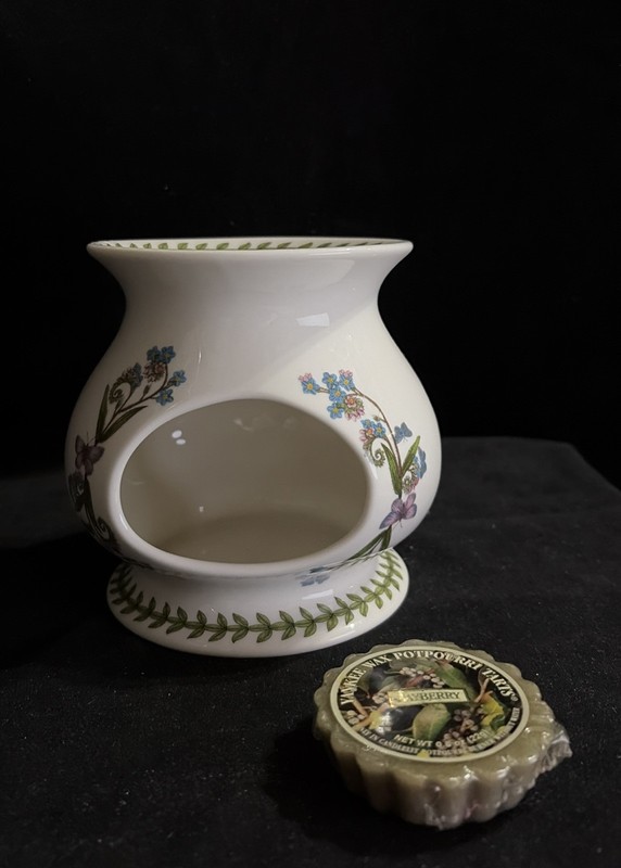 Portmeirion Botanic Garden Oil Burner Wax Candle Warmer 5" Tall x 5 1/4"