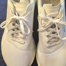 Brooks Men's Athletic Sneaker Low Top Lace-Up White Mesh Upper