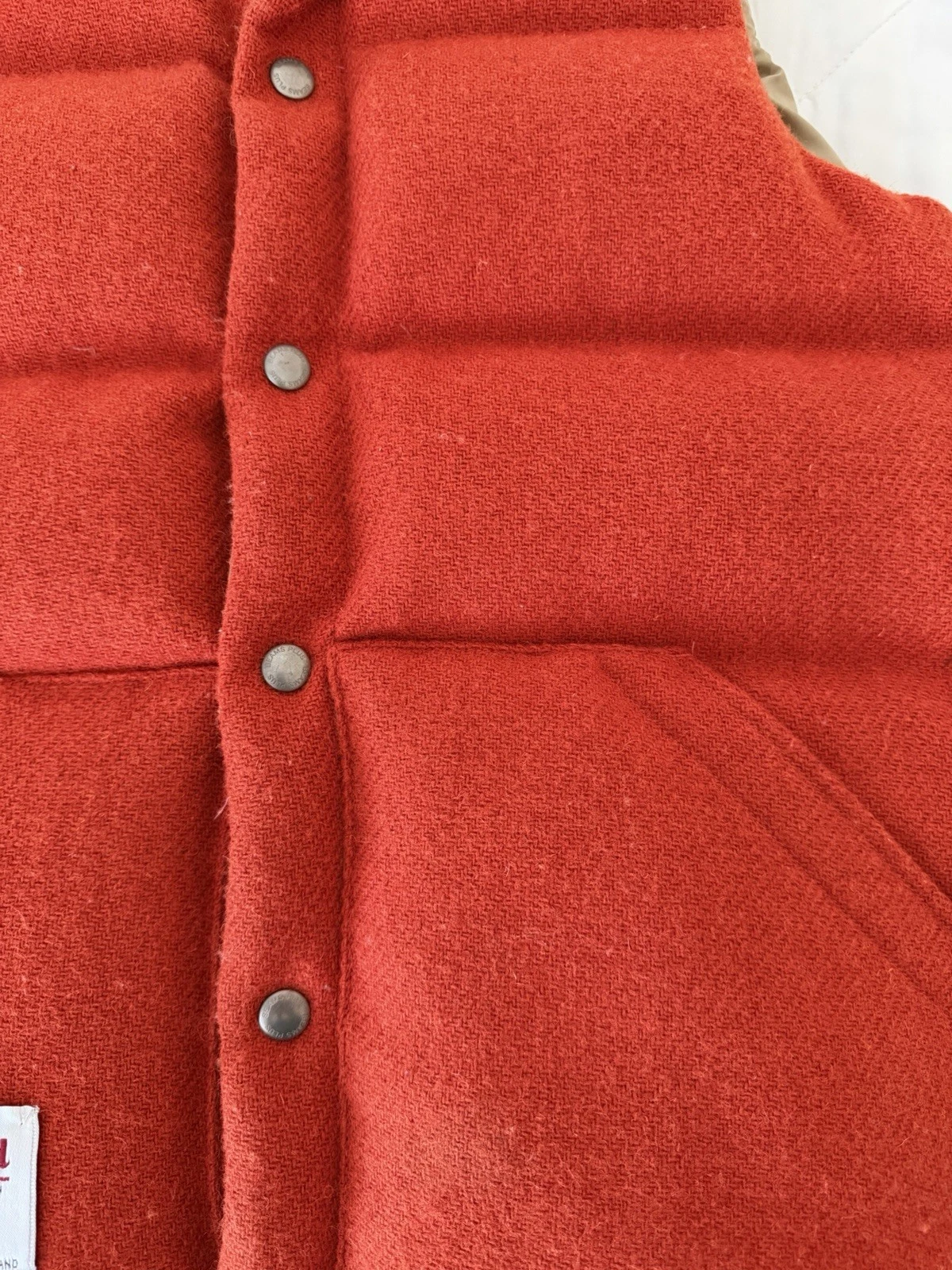 Beams Harris Tweed Puffer Vest Reversible Orange/Khaki Small - product detail image 2
