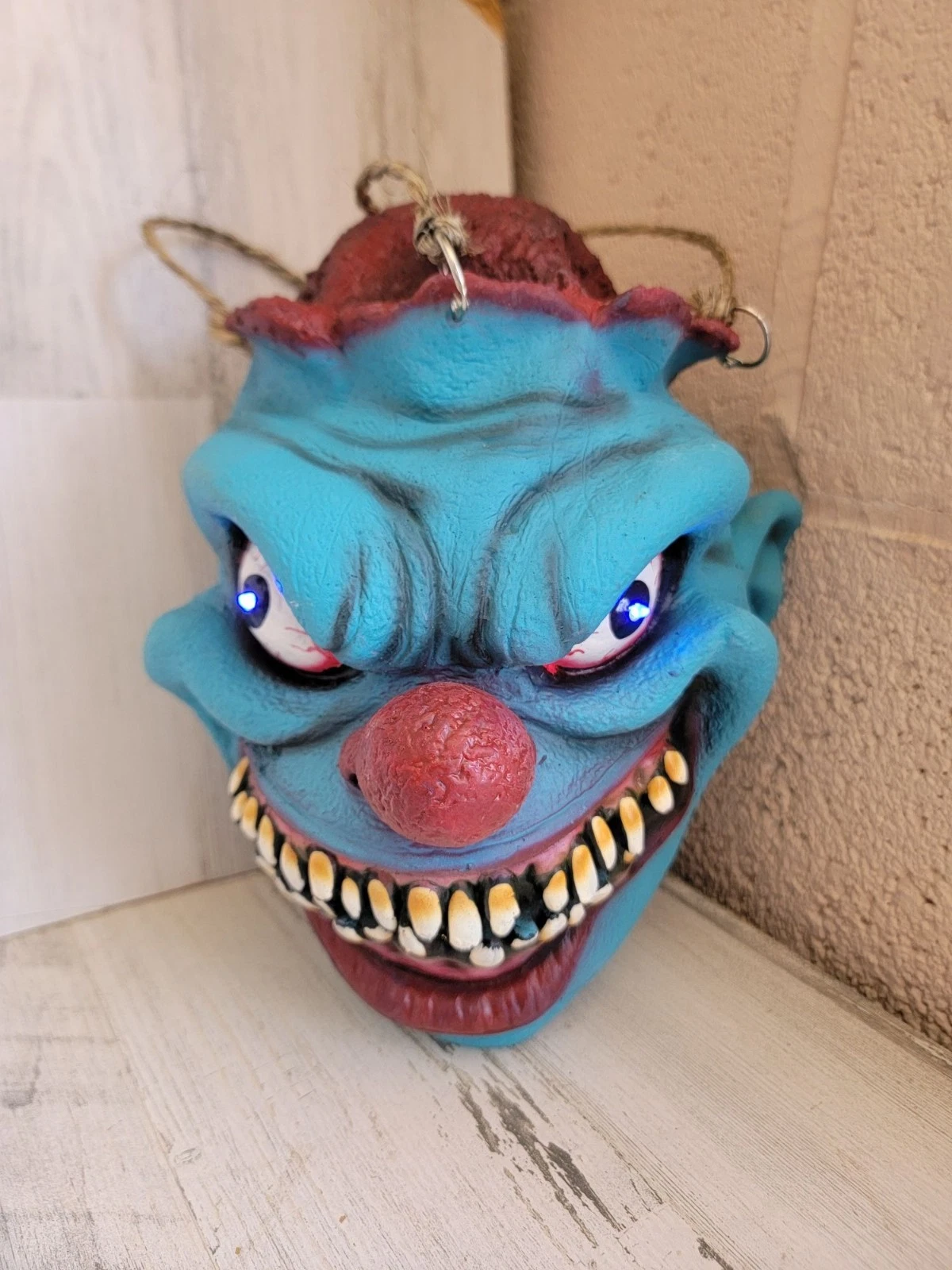 Unique scary eye light up clown brain decapitated hanging Halloween blueface