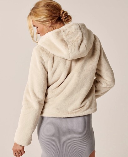 ✨New ABERCROMBIE & FITCH Hooded Faux Fur Zip Jacket Cream Womens Size Medium M  - Picture 9 of 11