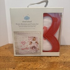 Cloud Island Muslin Blankets with Felt Frame Set, Pink Red Heart, Monthly Growth