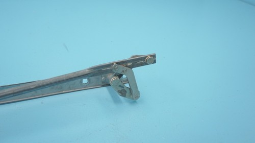 MERCEDES--BENZ W113 230SL 250SL , WINDSHIELD WIPER LINKAGE Has Damage - Picture 11 of 13