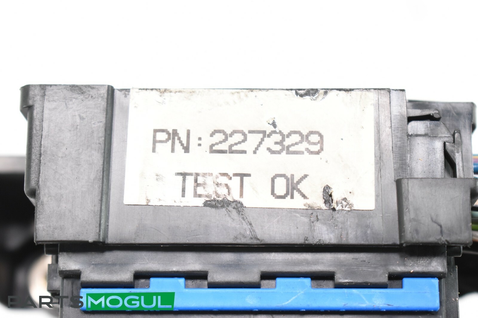 04-08 MASERATI QUATTROPORTE M139 FUSE RELAY BOX FRONT
