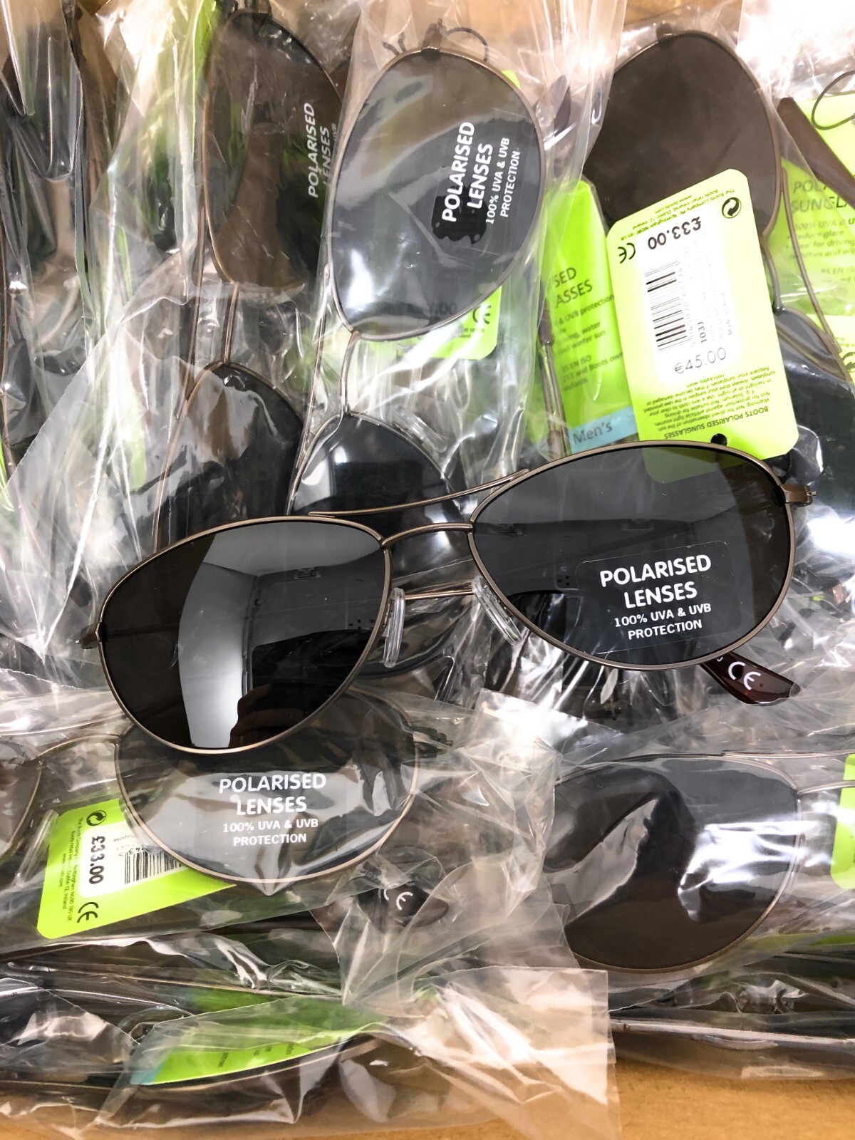 25 Men's Polarised Sunglasses Metal Frame Oval Grey Lens 103J Wholesale Lot