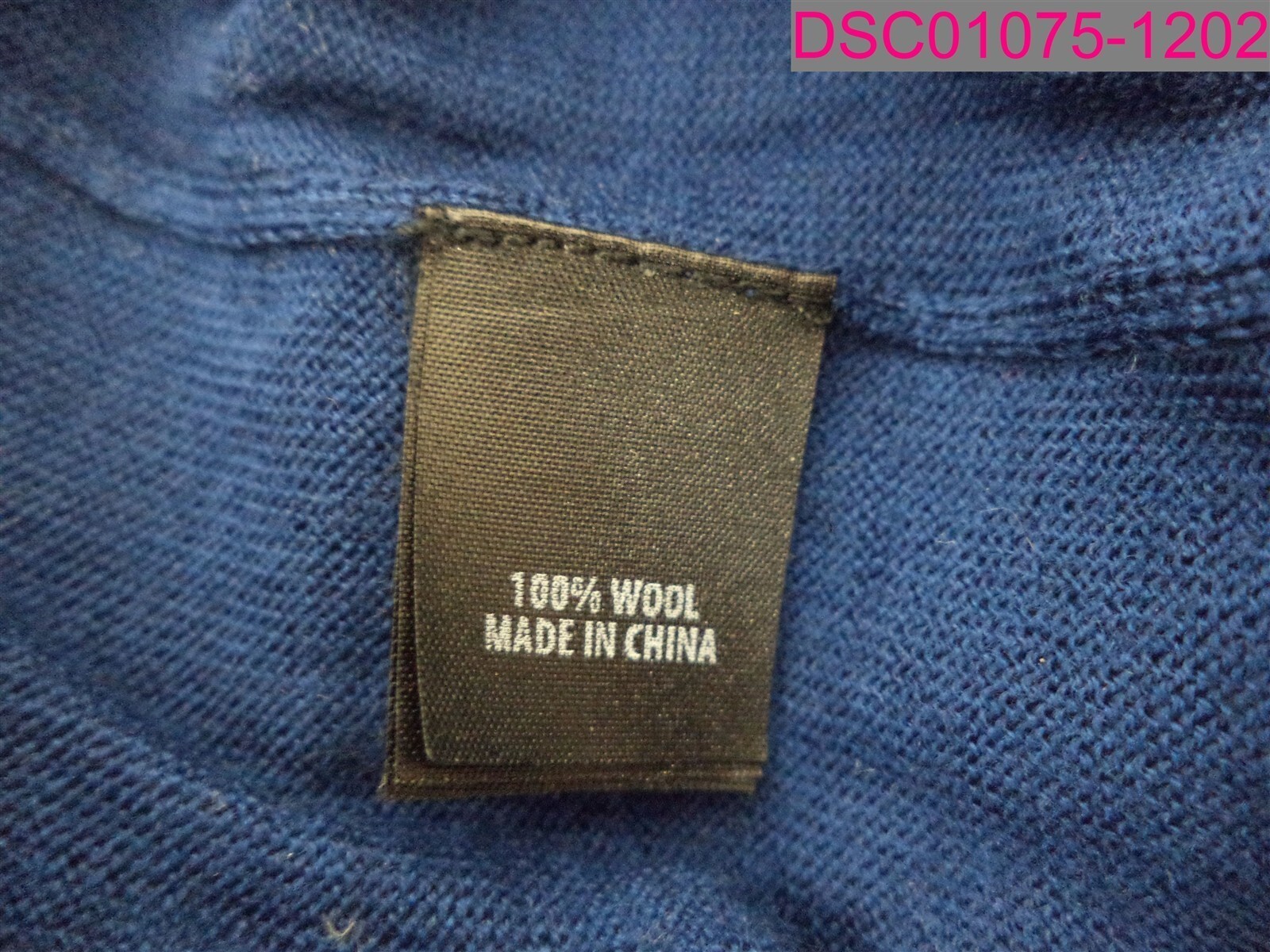 St. John Women's Wool Turtleneck Sweater Prussian Blue Size P (Small) K51X011 image 5