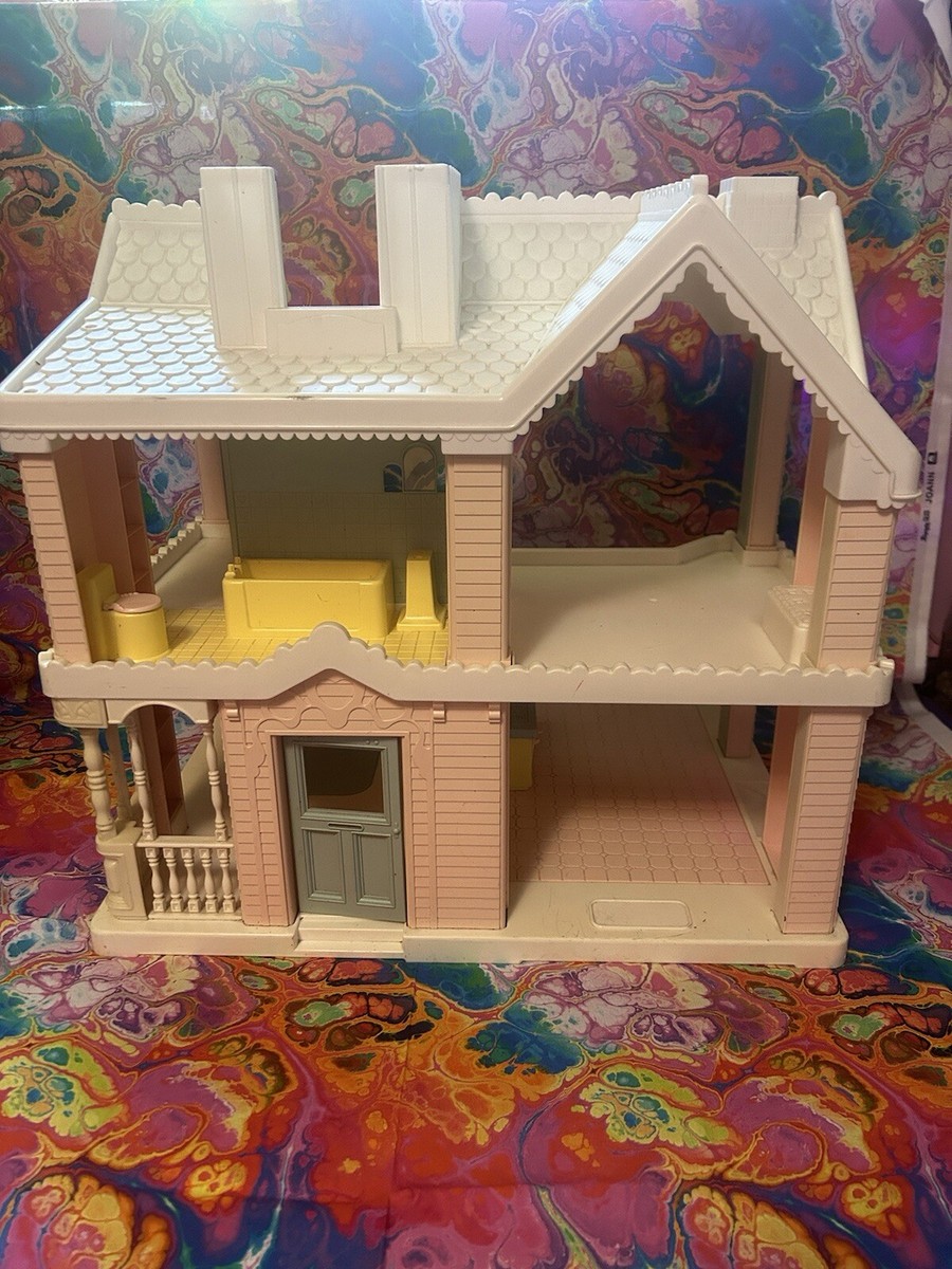 VTG 1991 Playskool Victorian Dollhouse Pink Yellow Big Doll