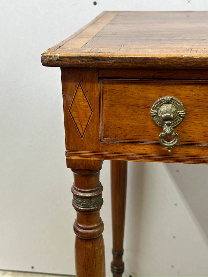 古董镶嵌缝纫工作台支架 19 世纪 70 年代红木爱德华时代 — 第 2/4 张图片