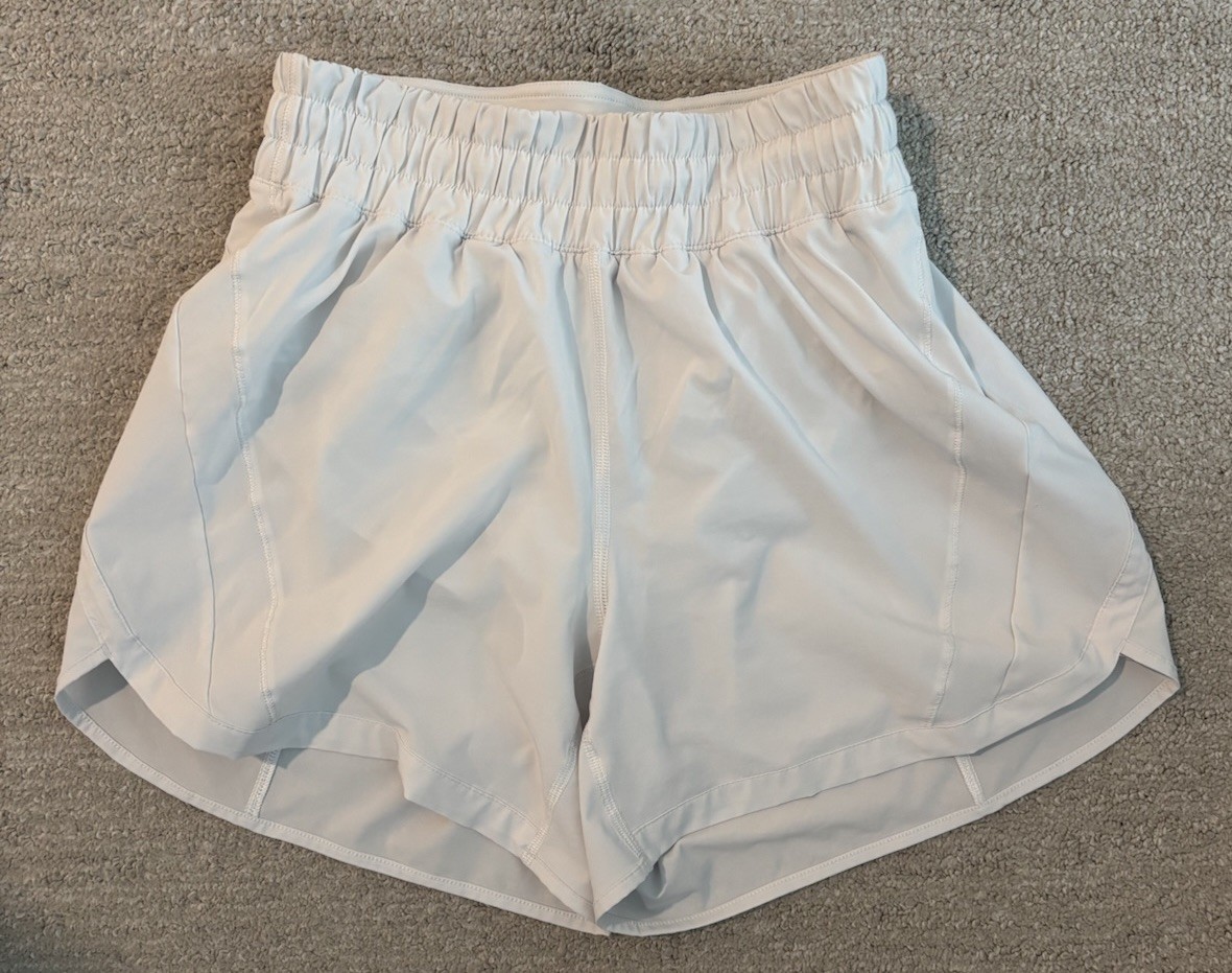 Lululemon Track That High-Rise Short Shorts 5", Light Vapor, Size 6
