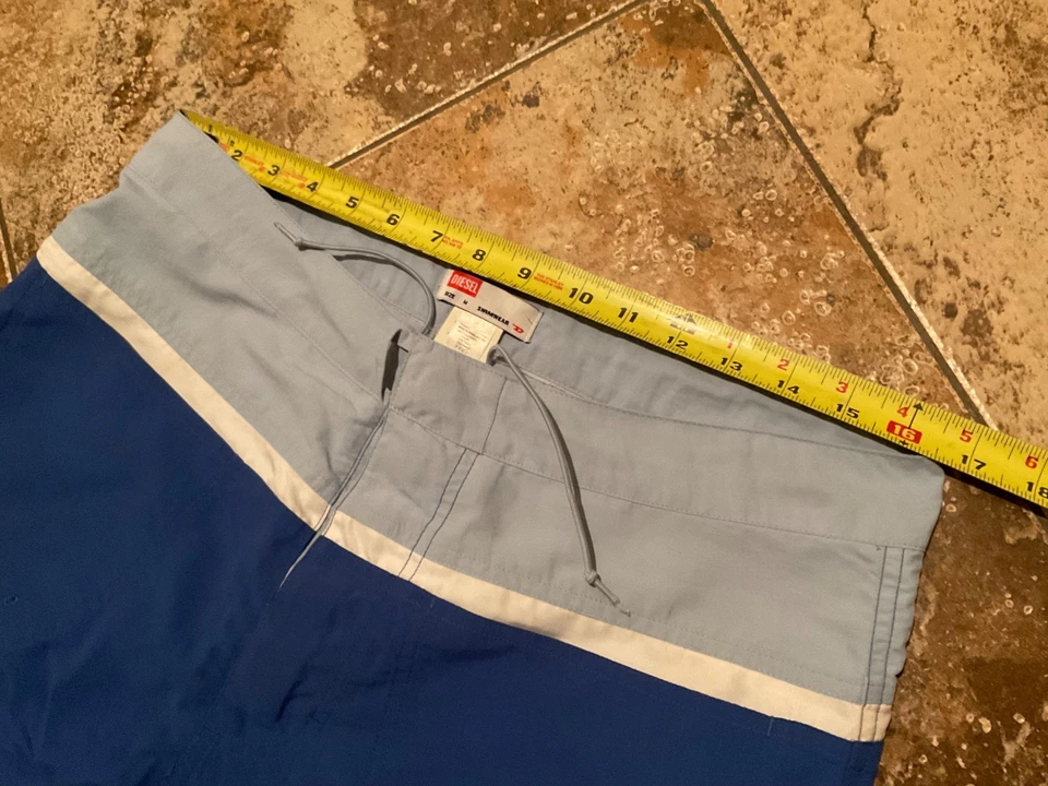 DE COLECCIÓN Y2K DIESEL TRAJE DE BAÑO BOARD SHORTS (HOMBRE M, 34) 11” ENTREPIERNA TONOS AZULES Foto 4 de 4
