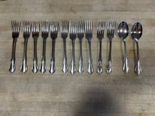 13 pieces Oneida Oneidacraft Deluxe Stainless CHATEAU Flatware