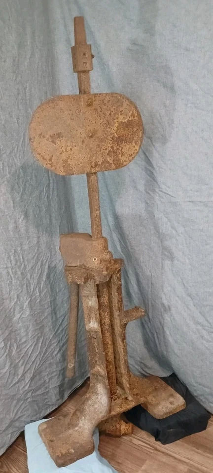 Torre de Interruptor de Pista FERROAD Alta de Colección con Marcador de Señal 5 1/2 Pies de Alto 180Lbs. Foto 3 de 4