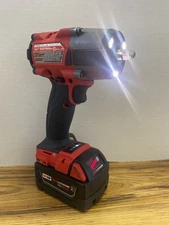 MILWAUKEE TOOLS 2960-20 CORDLESS IMPACT WRENCH W/5.0AH BATTERY (CJL005976)