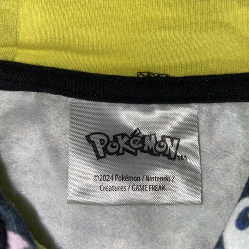 Pokemon Hoodie Boys 5 / 6 Black Pullover Casual - Picture 2 of 8