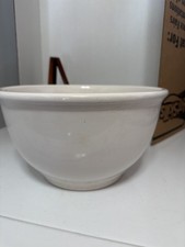 Vtg. large White ironstone mixing bowl Unbranded 10” Diameter