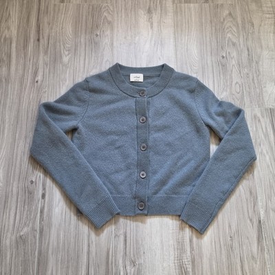  Aritzia Wilfred knit cardigan cropped silhouette and contrasting, Size Small.