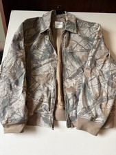 Hollister Men s Tree Camo Zip Up Jacket - XXL...