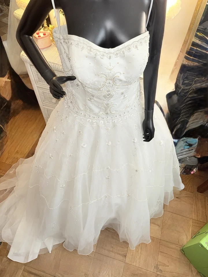 Vestido de novia Oleg Cassini sin tirantes con cuentas vestido de baile talla 16 XL princesa Foto 4 de 4