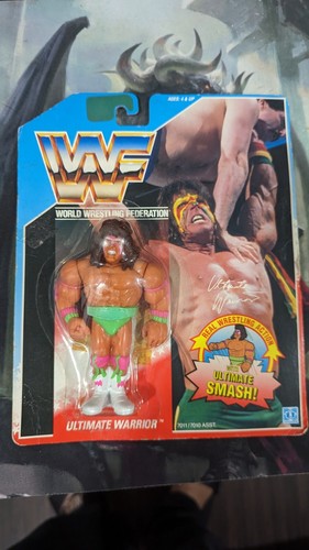 Vintage 1990 MOC WWF Hasbro Ultimate Warrior Serie...