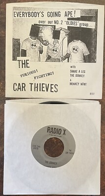CAR THIEVES Everybody Going Ape 7'' MINT Mummies los kogars phantom surfers 5678s