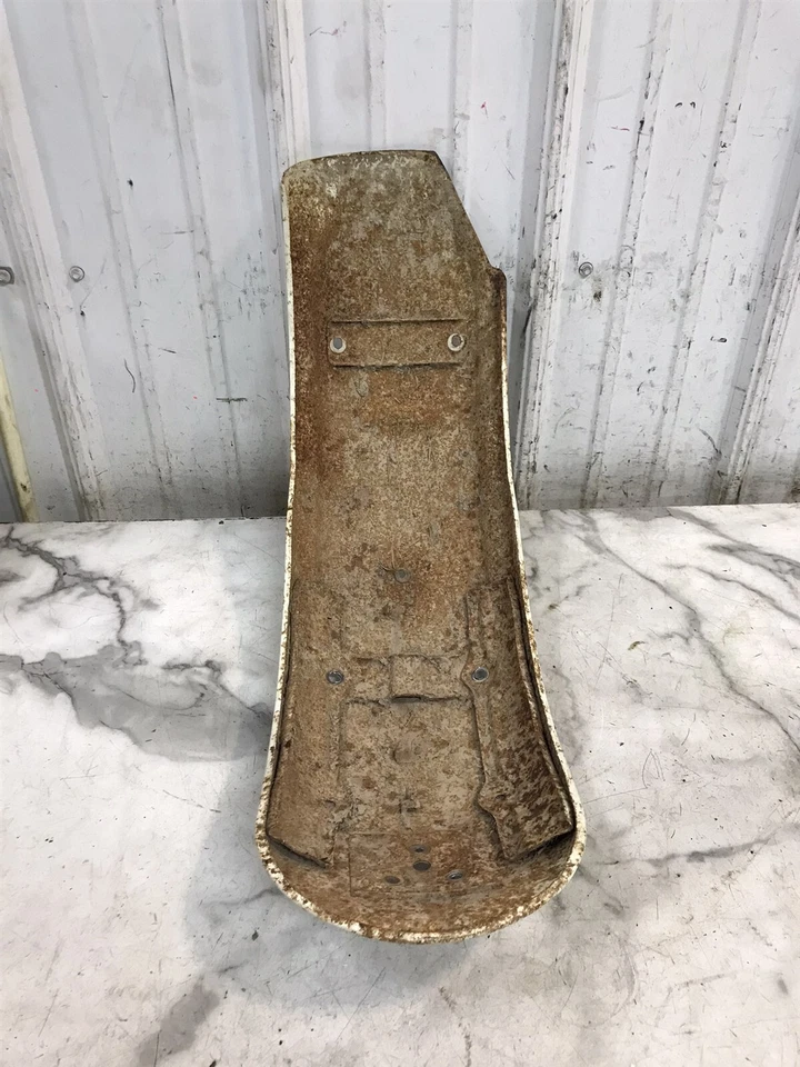 Guardabarros trasero 74 Suzuki RV 90 RV90 Van Van Foto 2 de 4