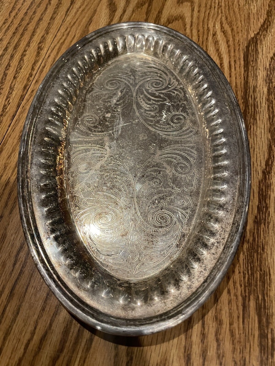 Vintage Oneida Silversmiths 9.5” Silver Plate Oval Serving Tray