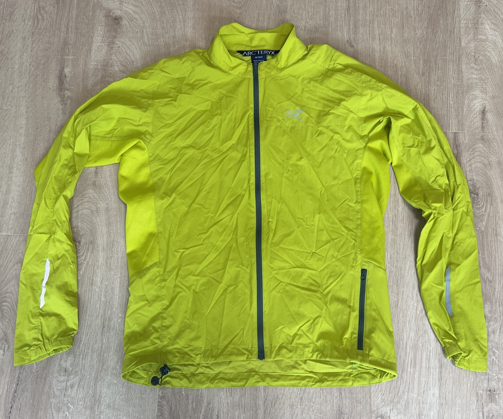 ARC'TERYX Giacca Arcteryx sottile strato medio taglia media uomo verde ultra leggera corsa