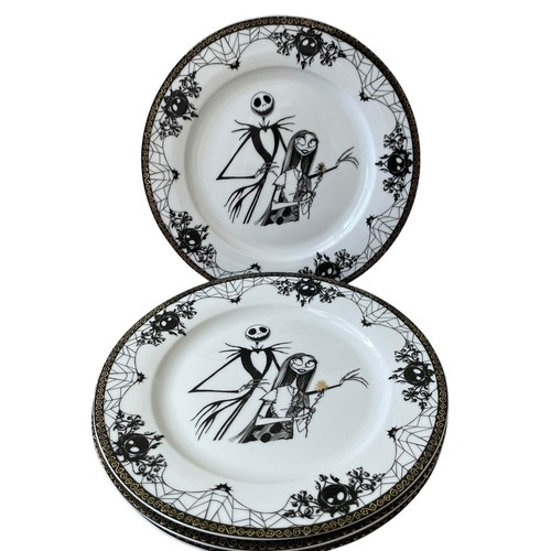Disney NIGHTMARE BEFORE CHRISTMAS Jack & Sally Dinner Plates Set of 4 Halloween - Picture 13 of 13