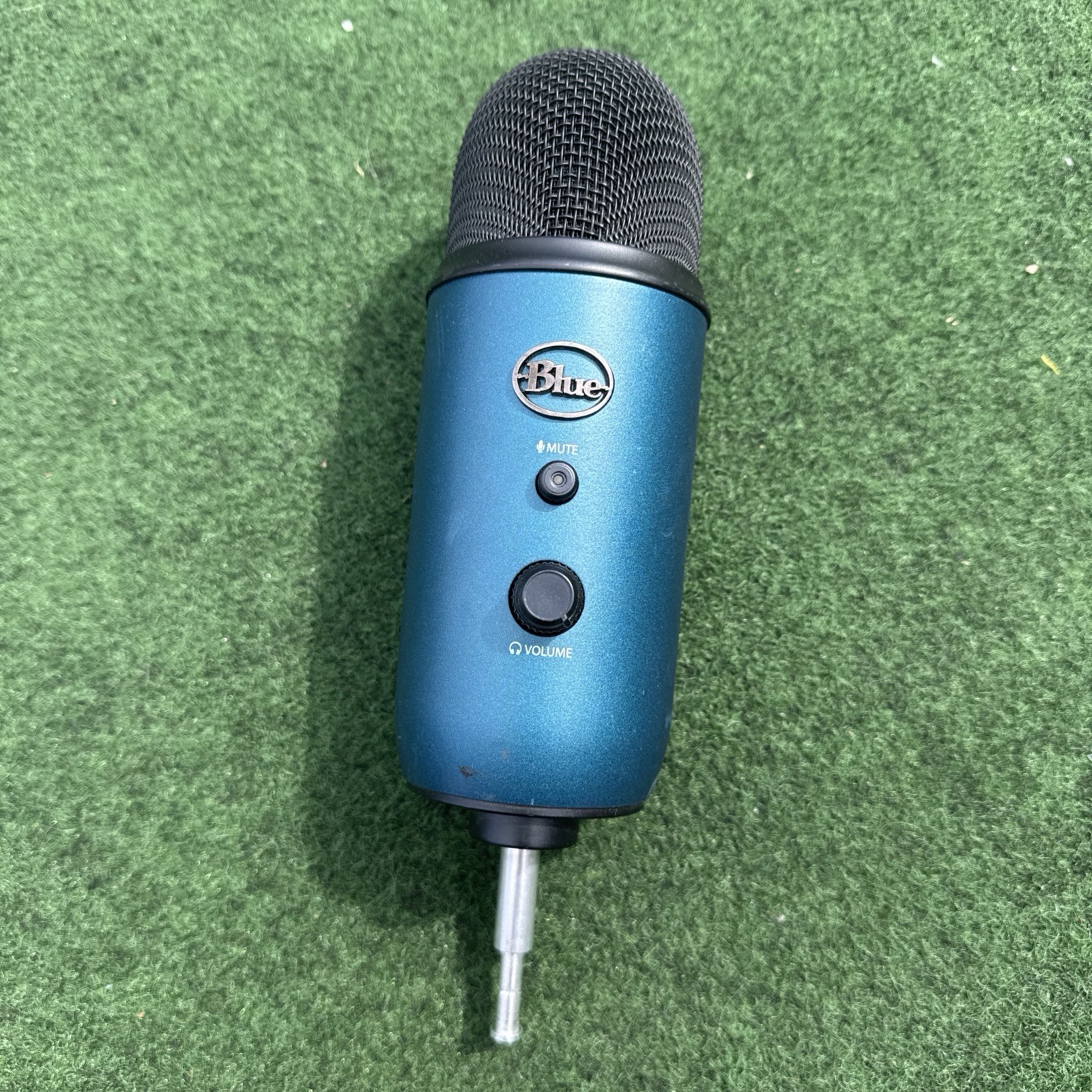 Blue Microphones Yeti Multi-pattern USB Condenser Microphone - Teal