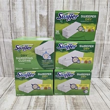 Lot Of 154 Swiffer Sweeper Floor Dry Pad Refills for Dust Mop - 4x 32ct, 1x 26ct