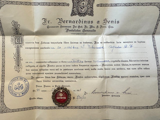 RARE VINTAGE ST. THOMAS AQUINAS 1st CLASS RELIC RELIQUARY W/COA WOW!