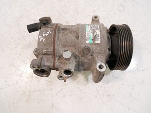 Klimakompressor für Seat VW Leon Golf 2,0 TDI CKFC CKF 5Q0820803F