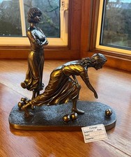 The Juliana Collection Female Bowls Figurine. New And Boxed