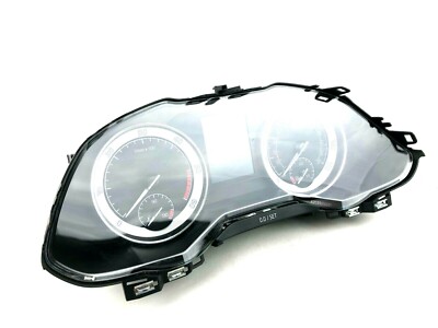 Skoda Super B8 Innen Tachometer Instrument Cluster Anzeige Einheit 3V0920911