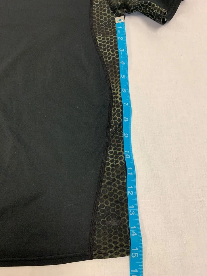 Top Para Hombres C9 by Champion Duo Dry Dri Fit Negro Camuflaje Talla Pequeña Usado en Excelente Condición Foto 4 de 4