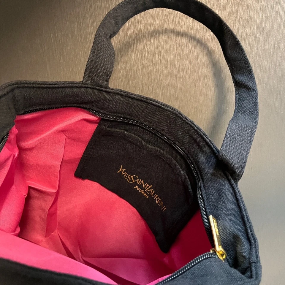 Bolso de Mano Negro Novedad - Logotipo Dorado Bordado - Lona Reciclada Foto 3 de 4