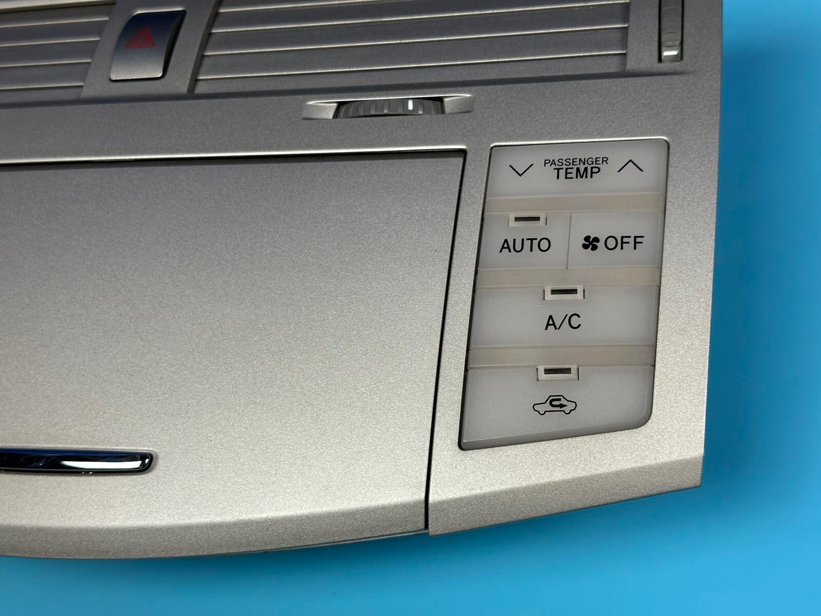 2005 2010 TOYOTA AVALON RADIO BEZEL DASH VENTS CLIMATE CONTROL SWITCH