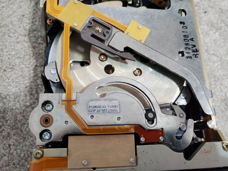 Storagetek 31281730 T9940A Tape Drive scsi 3128030 parts repair no cover as is - Image 4 of 4